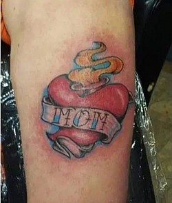 American Traditional Mom Heart